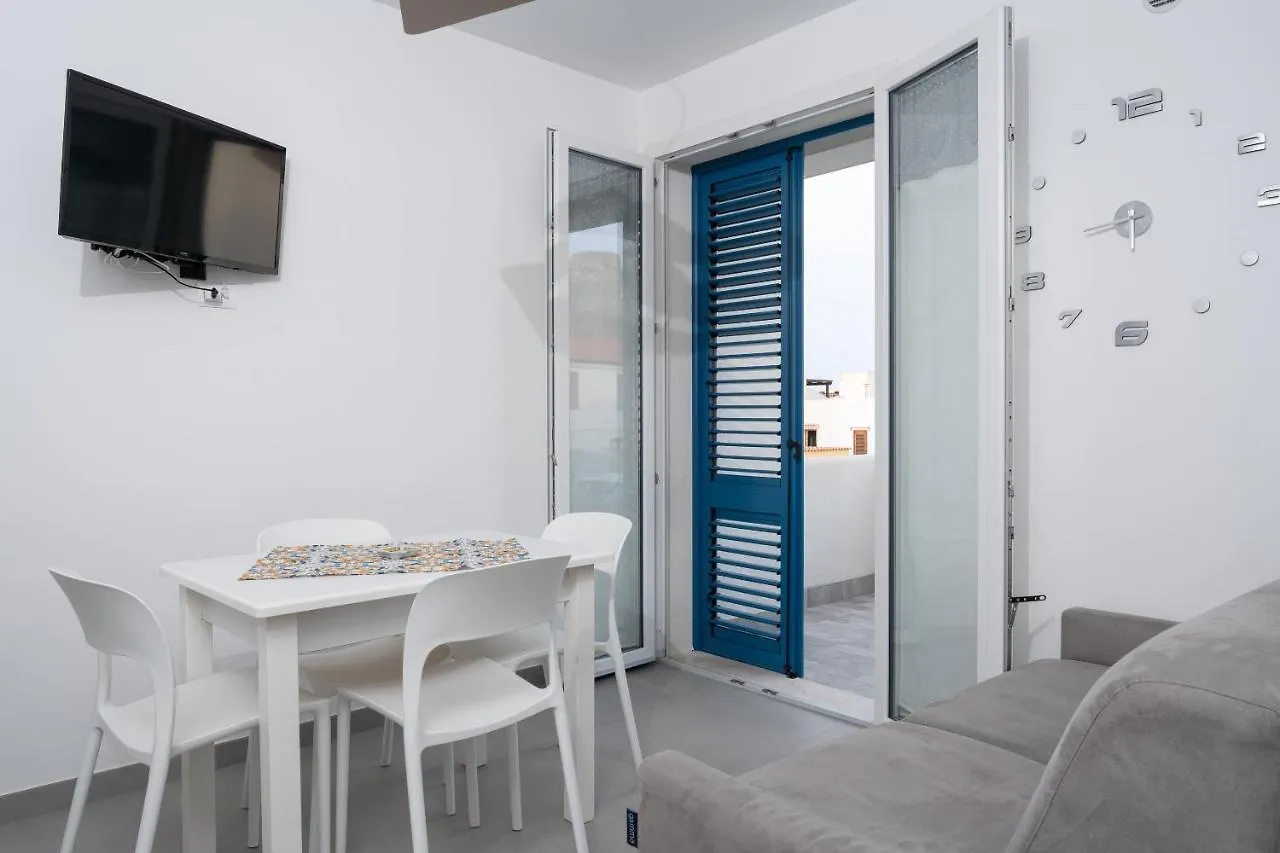 Savoia'S Apartments San Vito Lo Capo 0*,